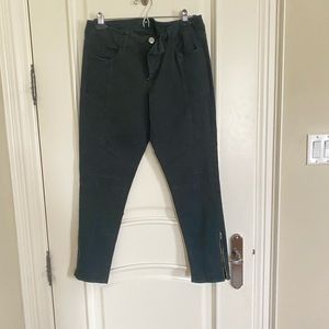 American eagle pants